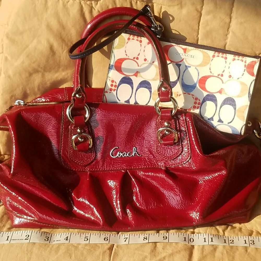 Coach purse with wallet